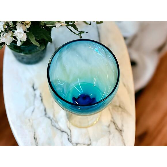 Set of 5 Blue Wine Glasses-Hand Blown Stemware-Coastal Beach Goblets-Vintage - Picture 5 of 8